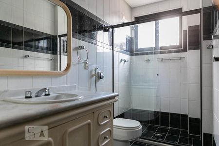 Apartamento para alugar com 273m², 4 quartos e 3 vagasBanheiro