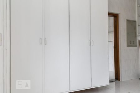 Apartamento para alugar com 273m², 4 quartos e 3 vagasLavanderia