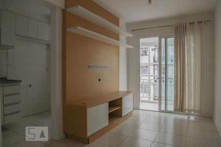 Sala de apartamento à venda com 2 quartos, 60m² em São Francisco Xavier, Rio de Janeiro