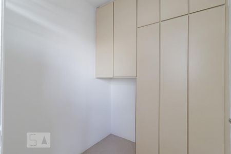 Apartamento à venda com 82m², 2 quartos e 1 vagaQuarto de Serviço