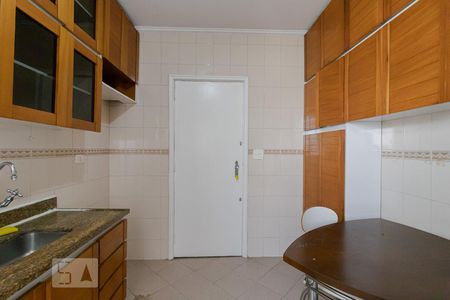 Apartamento à venda com 82m², 2 quartos e 1 vagaCozinha