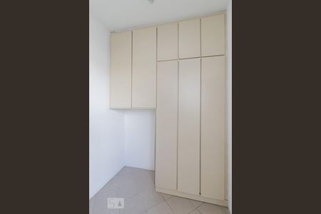 Apartamento à venda com 82m², 2 quartos e 1 vagaQuarto de Serviço