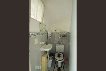 Lavabo de casa de condomínio à venda com 3 quartos, 100m² em Utinga, Santo André
