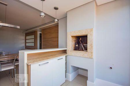 Apartamento para alugar com 68m², 2 quartos e 2 vagasVaranda com Churrasqueira 