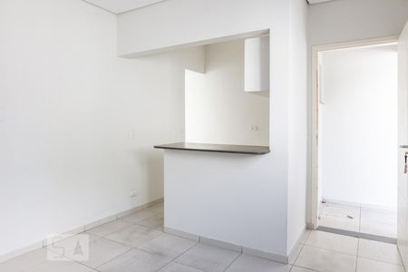 Sala de casa para alugar com 2 quartos, 65m² em Vila Romana, São Paulo