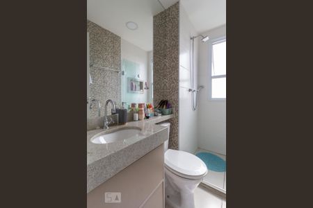Apartamento à venda com 44m², 2 quartos e 1 vaga Apartamento à venda com 44m², 2 quartos e 1 vagaBanheiro