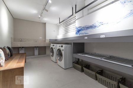 Apartamento à venda com 44m², 2 quartos e 1 vaga Apartamento à venda com 44m², 2 quartos e 1 vagaÁrea comum - Lavanderia