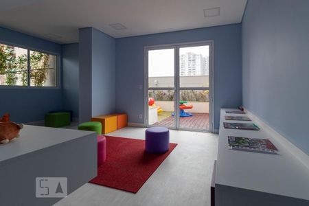 Apartamento à venda com 44m², 2 quartos e 1 vaga Apartamento à venda com 44m², 2 quartos e 1 vagaÁrea comum - Brinquedoteca