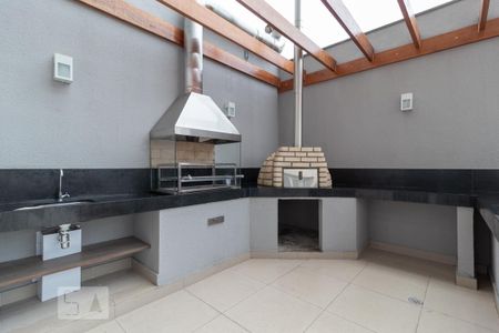 Apartamento à venda com 44m², 2 quartos e 1 vaga Apartamento à venda com 44m², 2 quartos e 1 vagaÁrea comum - Churrasqueira