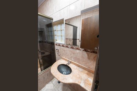 Casa para alugar com 130m², 4 quartos e sem vagaBanheiro