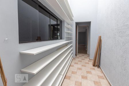 Casa para alugar com 130m², 4 quartos e sem vagaDetalhe da area de serviço