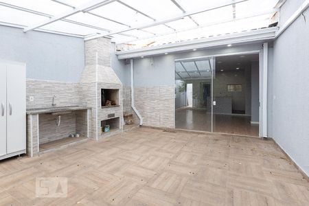 Casa para alugar com 130m², 4 quartos e sem vagaÁrea comum - Churrasqueira