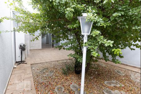 Casa para alugar com 130m², 4 quartos e sem vagaQuintal