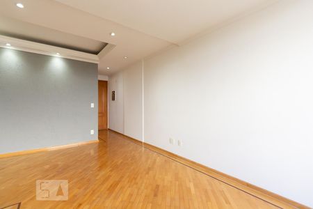 Apartamento à venda com 68m², 2 quartos e 2 vagasSala