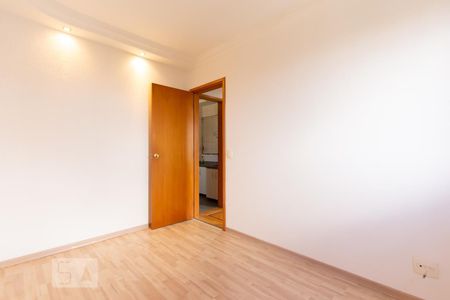Apartamento à venda com 68m², 2 quartos e 2 vagasQuarto 2