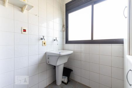 Apartamento à venda com 68m², 2 quartos e 2 vagasÁrea de serviço