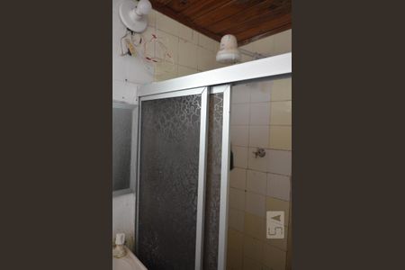 Apartamento para alugar com 70m², 2 quartos e sem vagaBanheiro