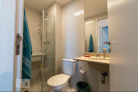 Apartamento para alugar com 69m², 2 quartos e 2 vagas Apartamento para alugar com 69m², 2 quartos e 2 vagasBanheiro