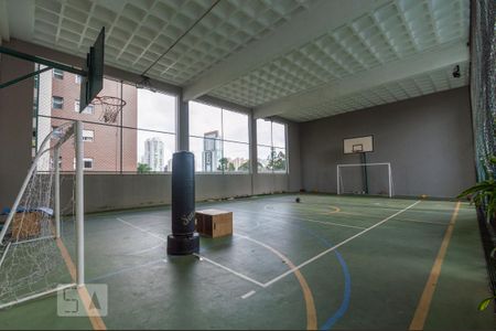 Apartamento para alugar com 69m², 2 quartos e 2 vagas Apartamento para alugar com 69m², 2 quartos e 2 vagasÁrea comum - quadra esportiva
