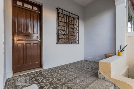Área  de casa para alugar com 2 quartos, 90m² em Vila Industrial, Mogi das Cruzes