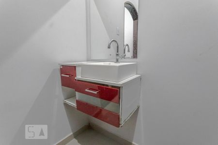 Casa para alugar com 90m², 2 quartos e 1 vagaBanheiro