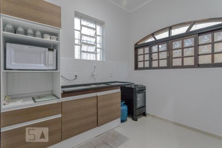 Cozinha  de casa para alugar com 2 quartos, 90m² em Vila Industrial, Mogi das Cruzes