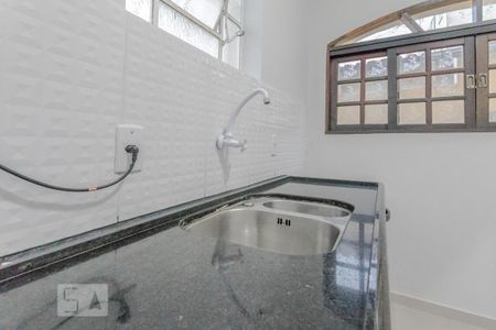 Casa para alugar com 90m², 2 quartos e 1 vagaCozinha 