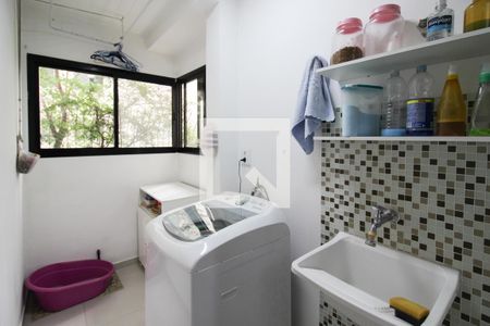 Apartamento à venda com 94m², 3 quartos e 1 vagaÁrea de Serviço