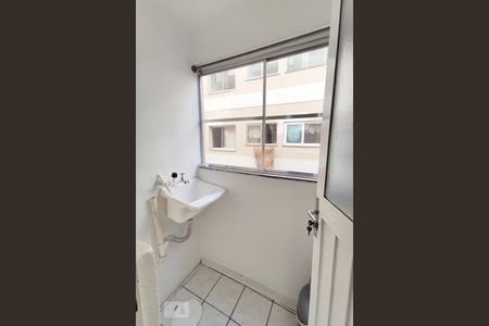 Apartamento para alugar com 65m², 2 quartos e sem vagaÁrea de Serviço