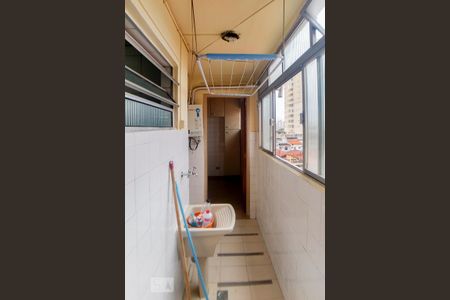 Apartamento para alugar com 60m², 3 quartos e 1 vagaÁrea de Serviço