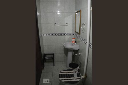 Banheiro de casa para alugar com 3 quartos, 200m² em Mathias Velho, Canoas