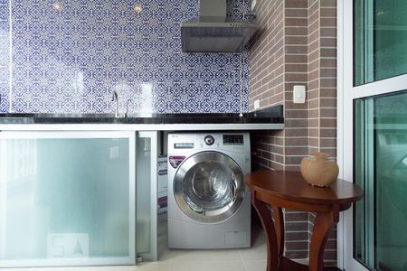 Apartamento para alugar com 60m², 2 quartos e 1 vaga Apartamento para alugar com 60m², 2 quartos e 1 vagaVaranda da Sala