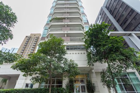 Apartamento para alugar com 60m², 2 quartos e 1 vaga Apartamento para alugar com 60m², 2 quartos e 1 vagaFachada