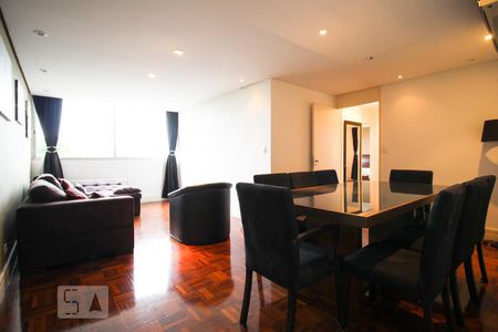 Sala de apartamento à venda com 4 quartos, 115m² em Vila Olímpia, São Paulo