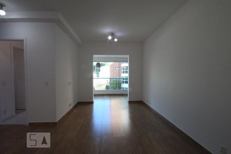 Sala de apartamento para alugar com 2 quartos, 64m² em Jardim Ampliação, São Paulo