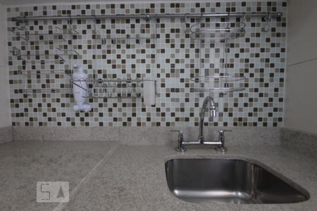 Apartamento para alugar com 64m², 2 quartos e 2 vagasCozinha