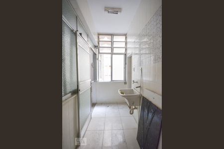 Apartamento à venda com 70m², 2 quartos e sem vagaÁrea de Serviço