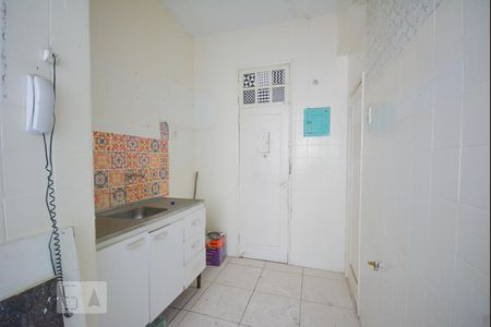 Apartamento à venda com 70m², 2 quartos e sem vagaCozinha