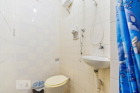 Casa à venda com 240m², 3 quartos e 2 vagasBanheiro de Serviço