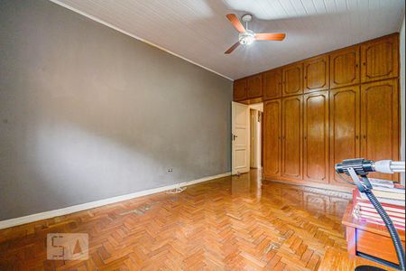 Casa à venda com 240m², 3 quartos e 2 vagasQuarto 1