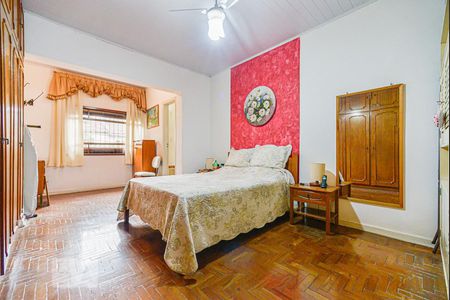 Casa à venda com 240m², 3 quartos e 2 vagasSuite 1