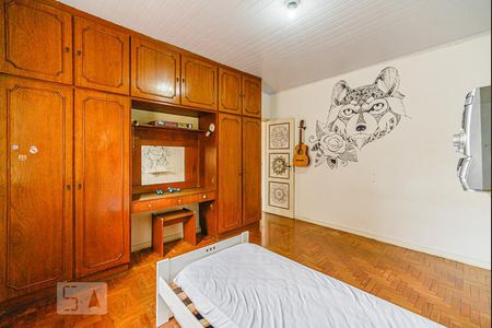 Casa à venda com 240m², 3 quartos e 2 vagasQuarto 2