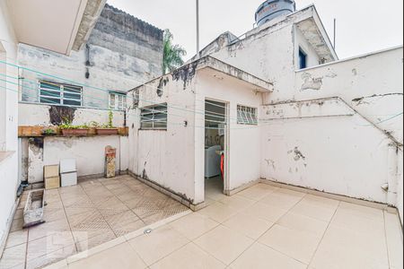 Casa à venda com 240m², 3 quartos e 2 vagasTerraço