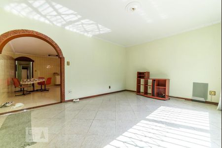 Casa à venda com 500m², 4 quartos e 8 vagasSala