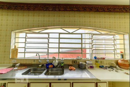 Casa à venda com 500m², 4 quartos e 8 vagasCozinha - Torneira