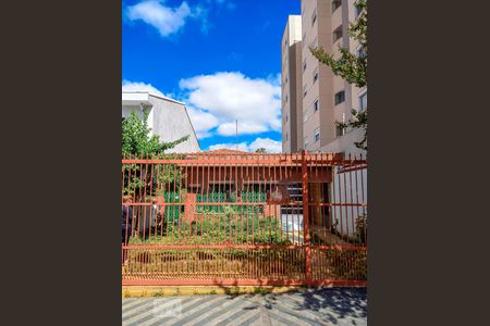 Casa à venda com 500m², 4 quartos e 8 vagasFachada da Casa