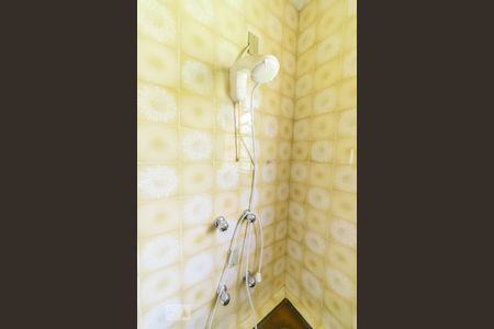 Casa à venda com 500m², 4 quartos e 8 vagasBanheiro Social 1