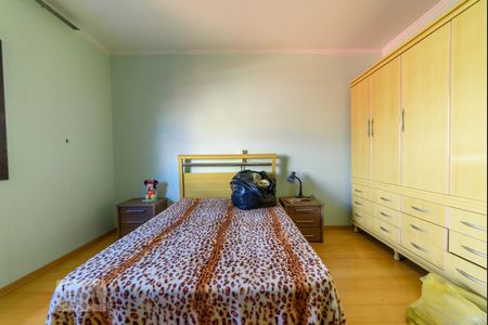 Casa à venda com 500m², 4 quartos e 8 vagasSuíte 2