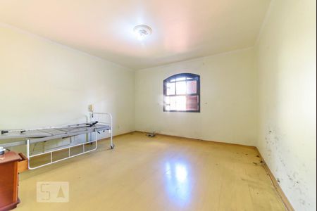 Casa à venda com 500m², 4 quartos e 8 vagasQuarto 2