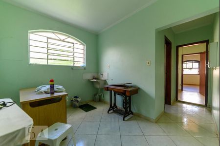 Casa à venda com 500m², 4 quartos e 8 vagasCozinha e Área de Serviço